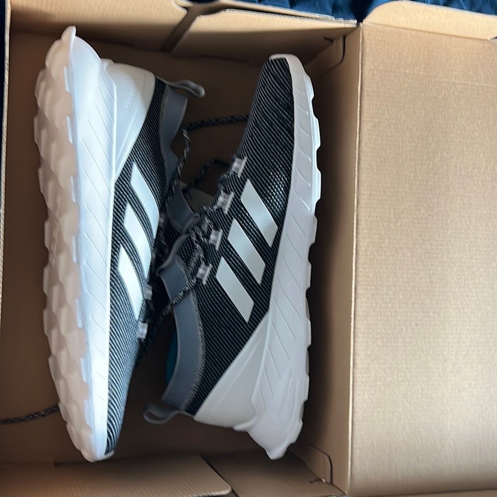 ADIDAS QUESTAR RISE SIZE 13 - Picture 1 of 3